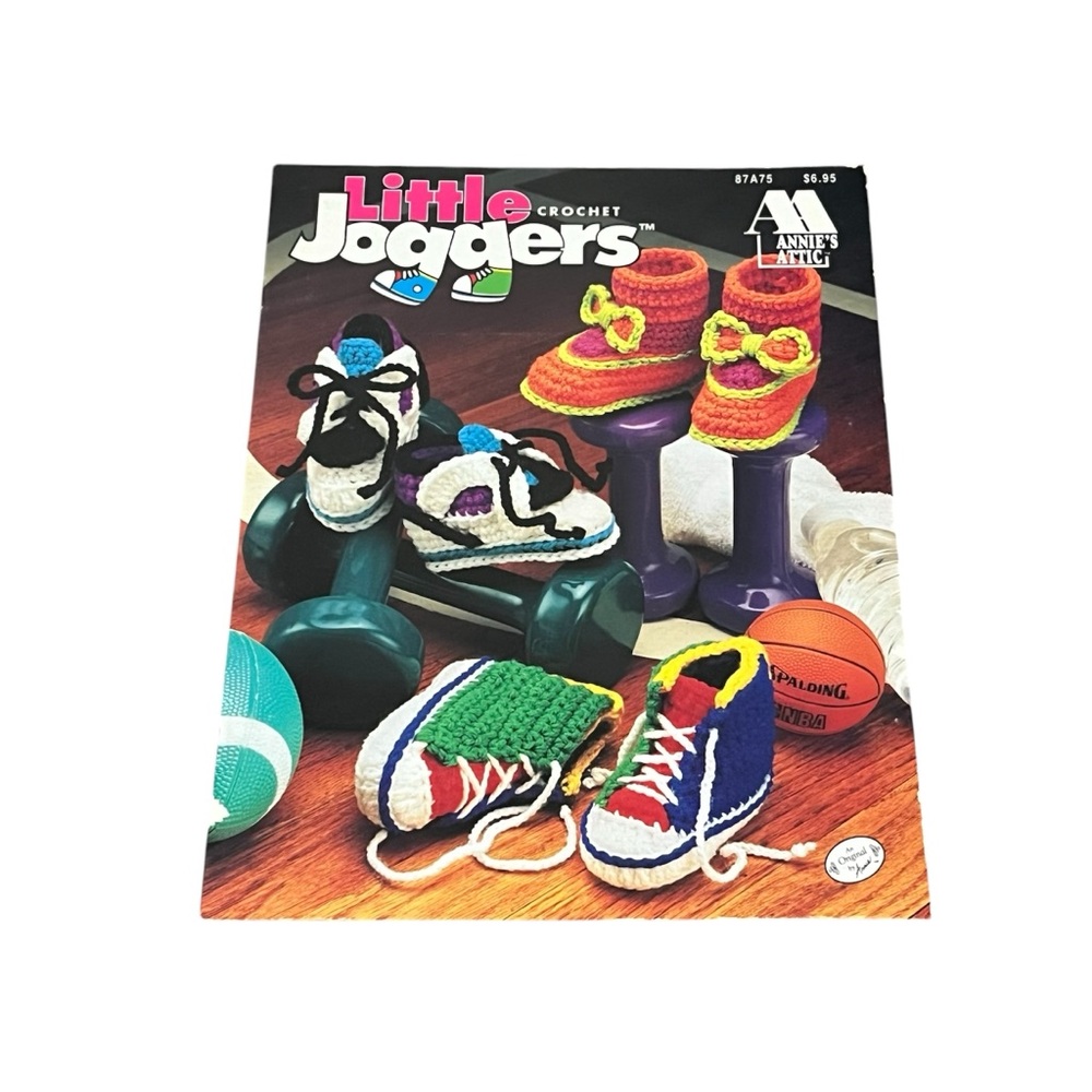 Annie’s Attic Little Joggers vintage crochet pattern booklet
